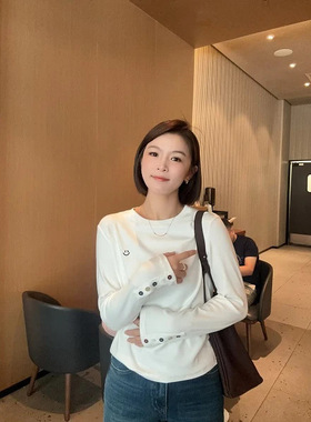 热卖撞色纽扣刺绣笑脸恤女圆领正肩显瘦百搭休闲长袖打底衫