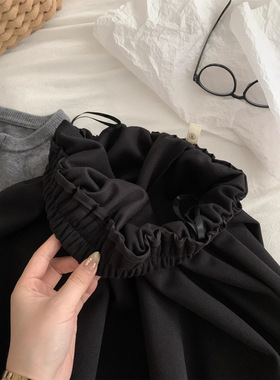 赫本风黑色高腰拼接毛呢伞裙女气质百搭显瘦保暖秋冬字半身裙