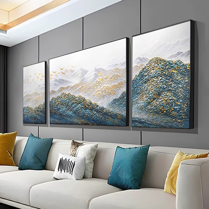 手绘客厅孔雀蓝金山三联画纯手绘油画客厅装饰画沙发背景墙挂画大图片