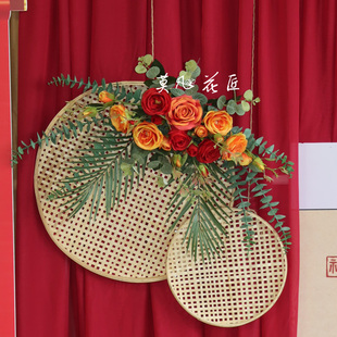 新中式宝宝周岁礼红橘系花艺布置小红书同款背景kt板仿真花百日宴