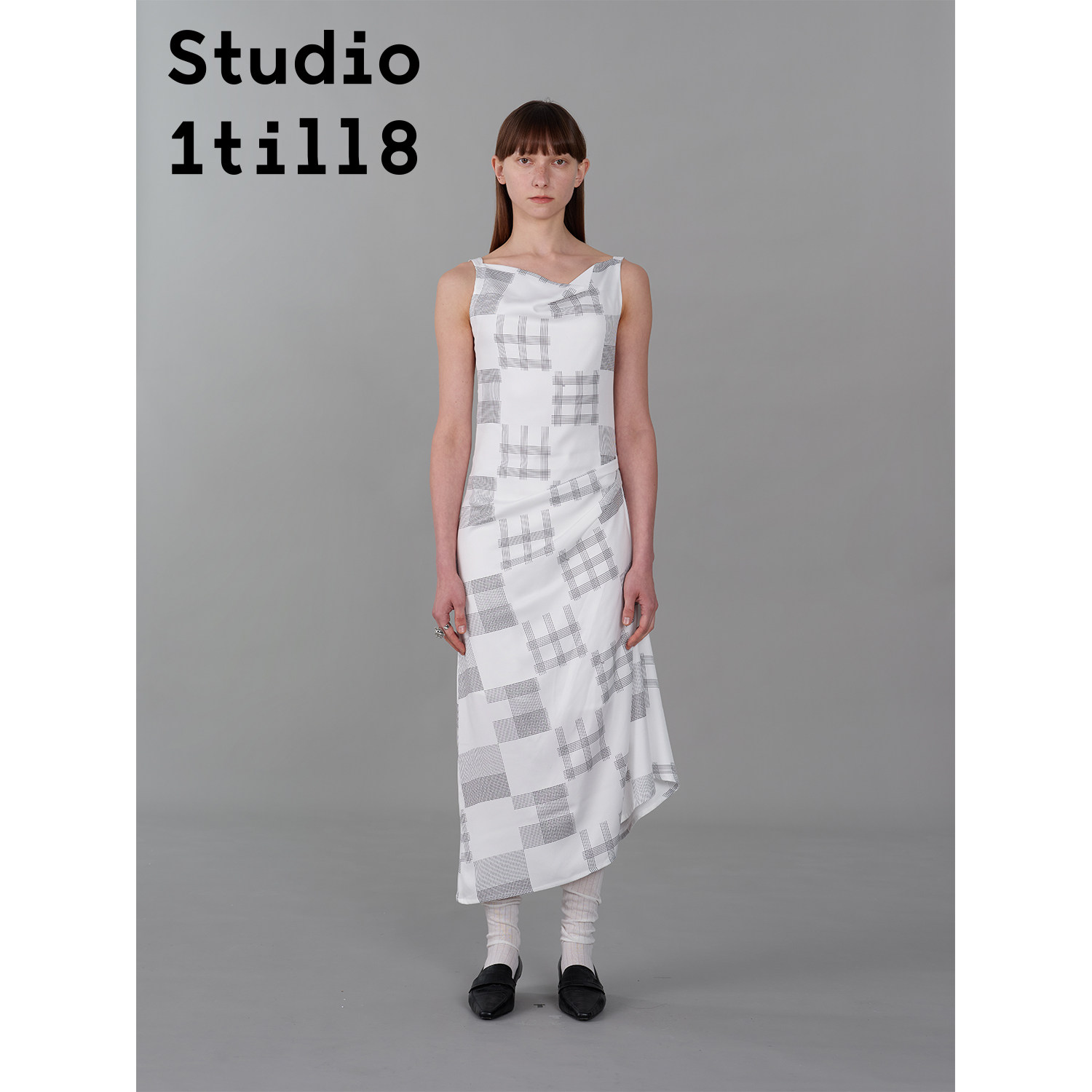 Studio1till8格纹印花连衣裙