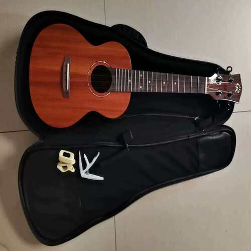 议价尤克里里 瑞声sc110