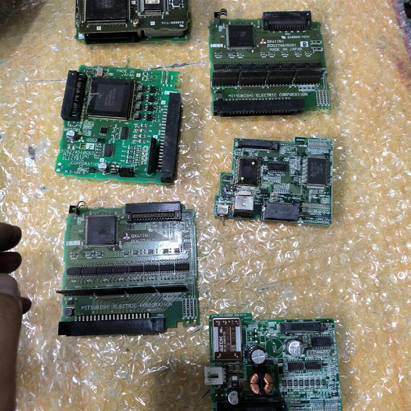 拆机.三菱PLC，没有外壳了，只有板流水线拆机 三菱 FX-议价