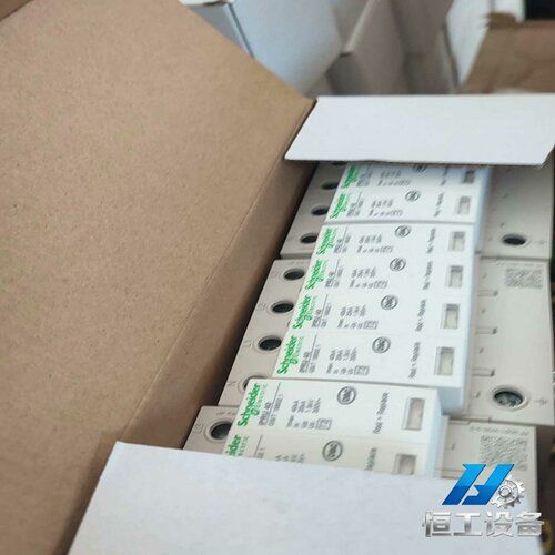 询价施耐德ipru40r二级浪涌保护器4P40KA。A9L040