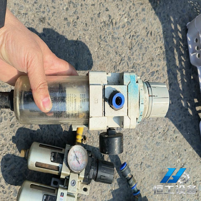 询价SMC过滤器AW40-04D-A和AL30-02-A两个、拆