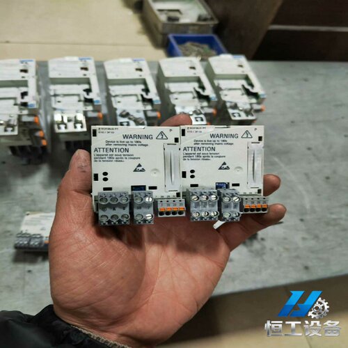 询价E82ZAFPC010伦茨IO模块，伦茨8200VECTO