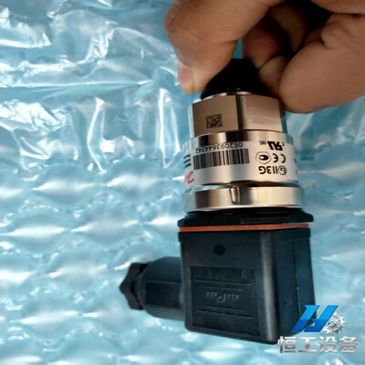 询价丹佛斯压力传感器MBS3300，型号060G1463，量程0