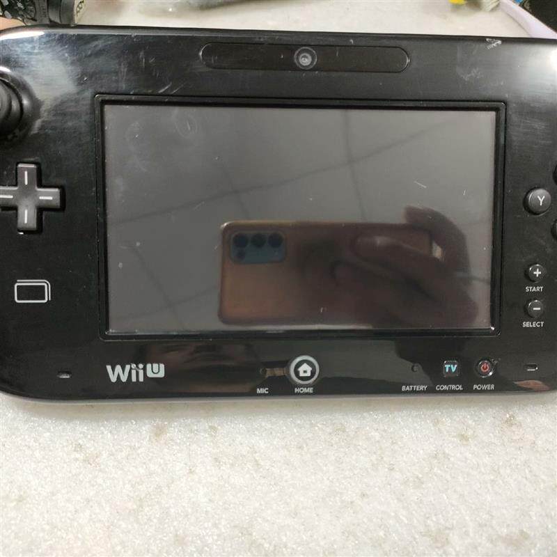 任天堂二手wiiu体感游戏机，看图，无配件裸机出售-议价