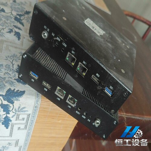 询价~de-h511-f80嵌入式人脸识别，无硬盘，主板带HI35
