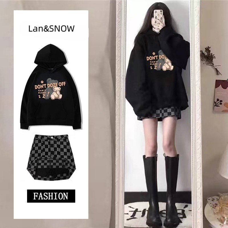 独特漂亮搭配加绒卫衣女微胖mm2026新款秋冬慵懒风高级感裙子套装