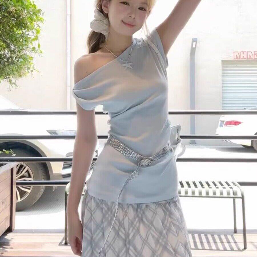 蓝色修身斜肩短袖T恤上衣女夏高腰格子半身裙一整套 韩系穿搭套装