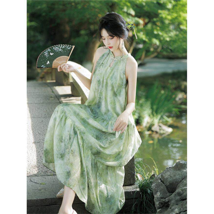 新中式挂颈无袖碎花连衣裙度假
