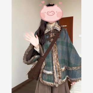 披肩斗篷毛呢外套女冬季大码胖mm宽松高级感覆古加厚格纹呢子大衣