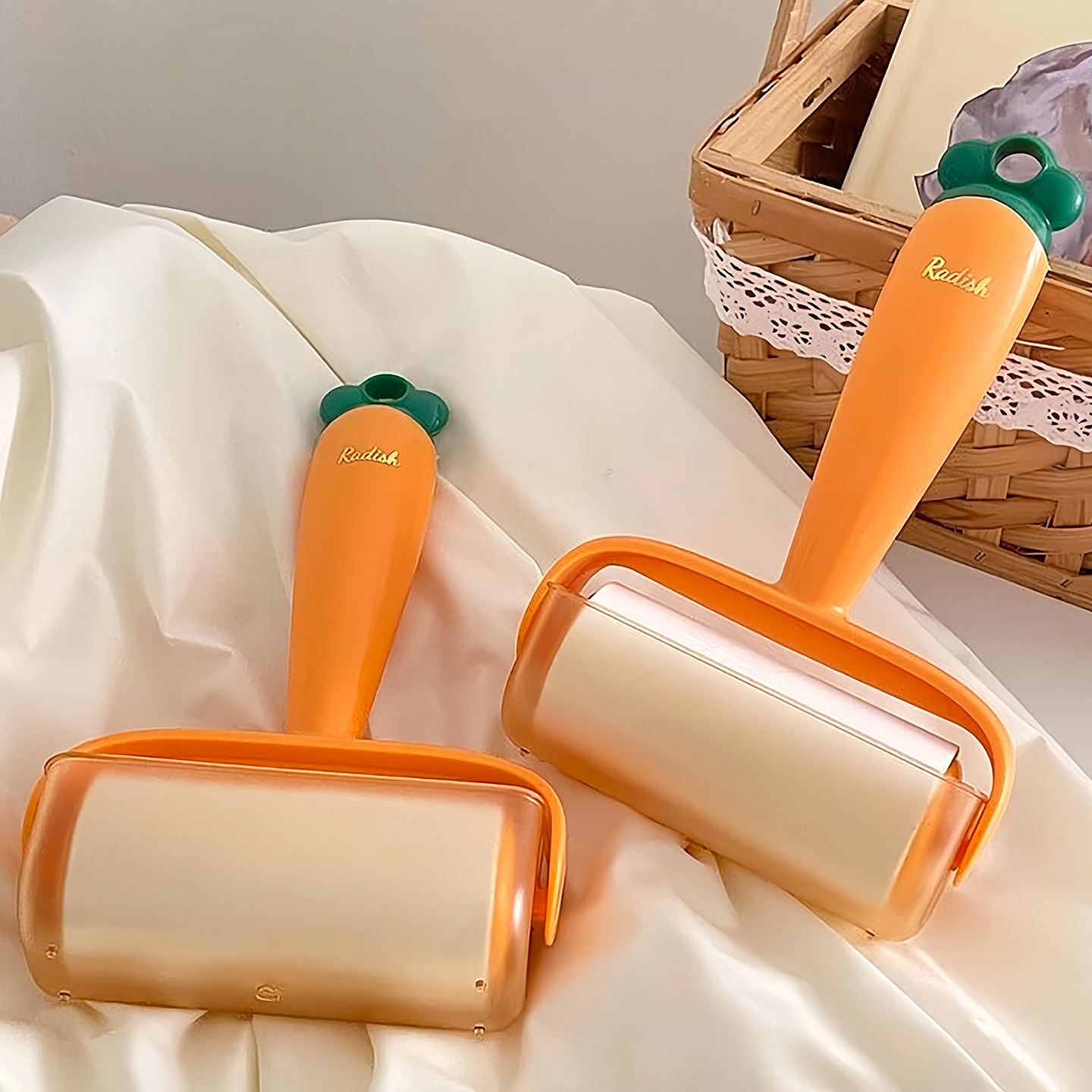 粘毛器滚筒可撕式卷纸头发清理粘猫毛神器萝卜家用滚刷强力去毛器