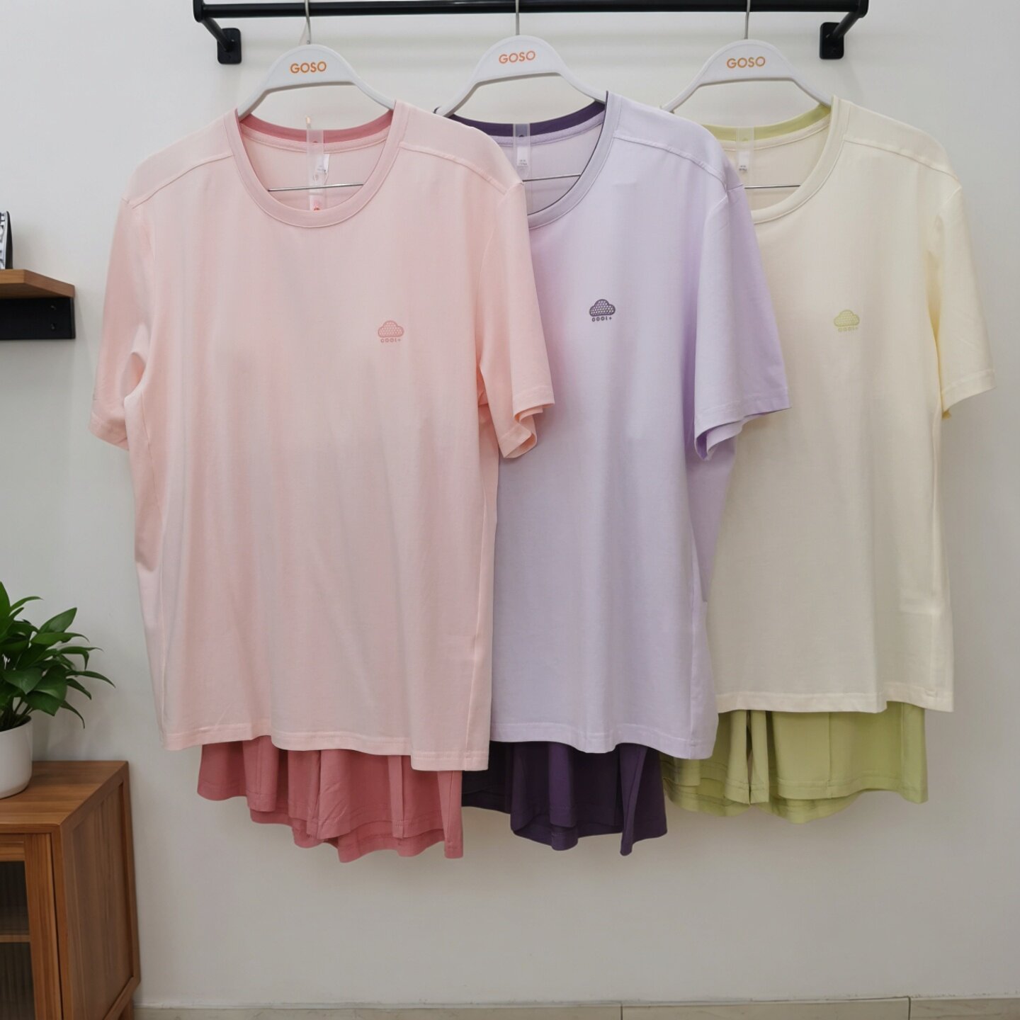 香蜜闺秀短袖短裤带胸垫家居服