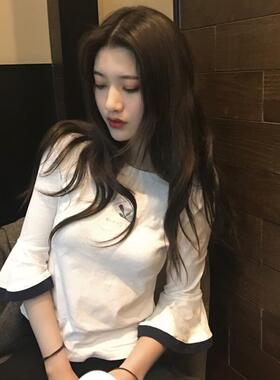 白色正肩短袖t恤女夏季新款百搭洋派修身七分袖荷叶边喇叭袖上衣