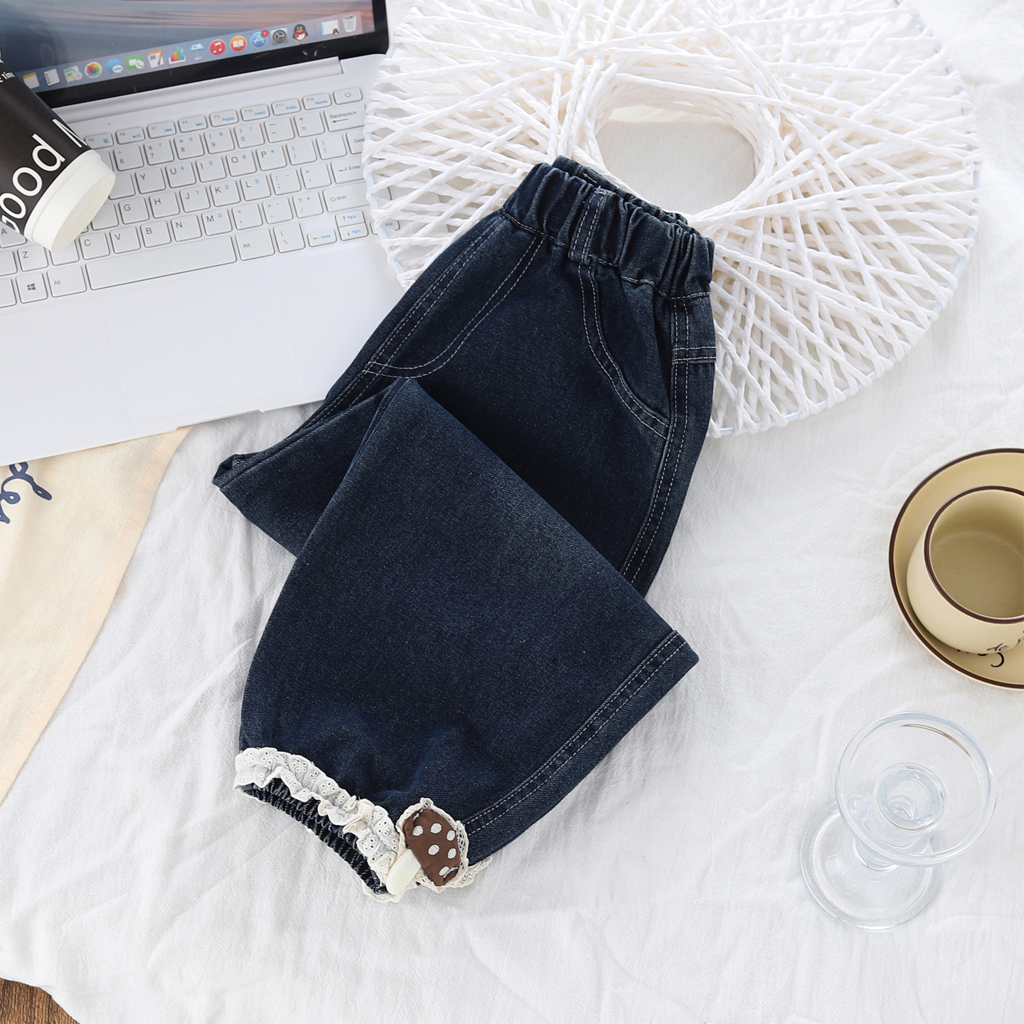 女童深色束脚牛仔裤休闲长裤柔软