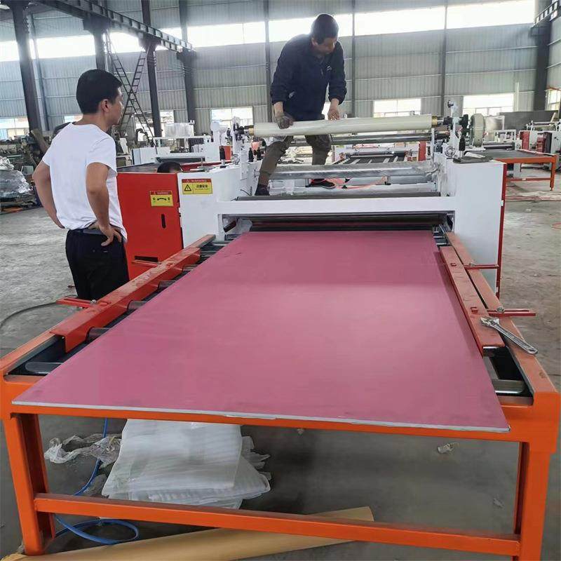 碳晶板贴膜机 pet高光膜PVC木饰面冷胶热熔胶平贴机 密度板贴纸机,五金/工具,机床,淘宝优惠券,粉丝福利购,淘宝优惠卷