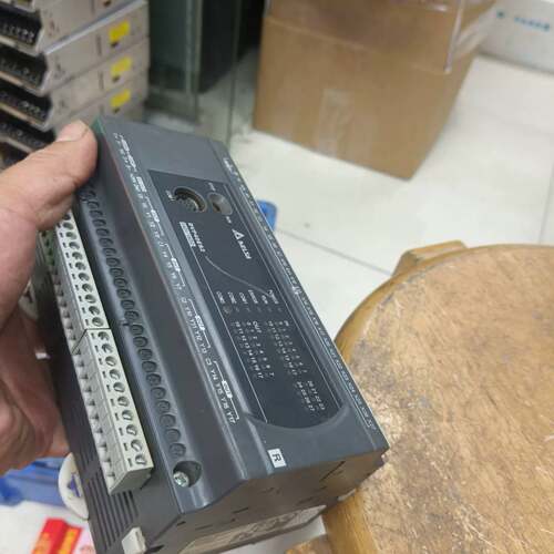 可维修PLC DVP40ES200R，，150，台达有一台包好包邮