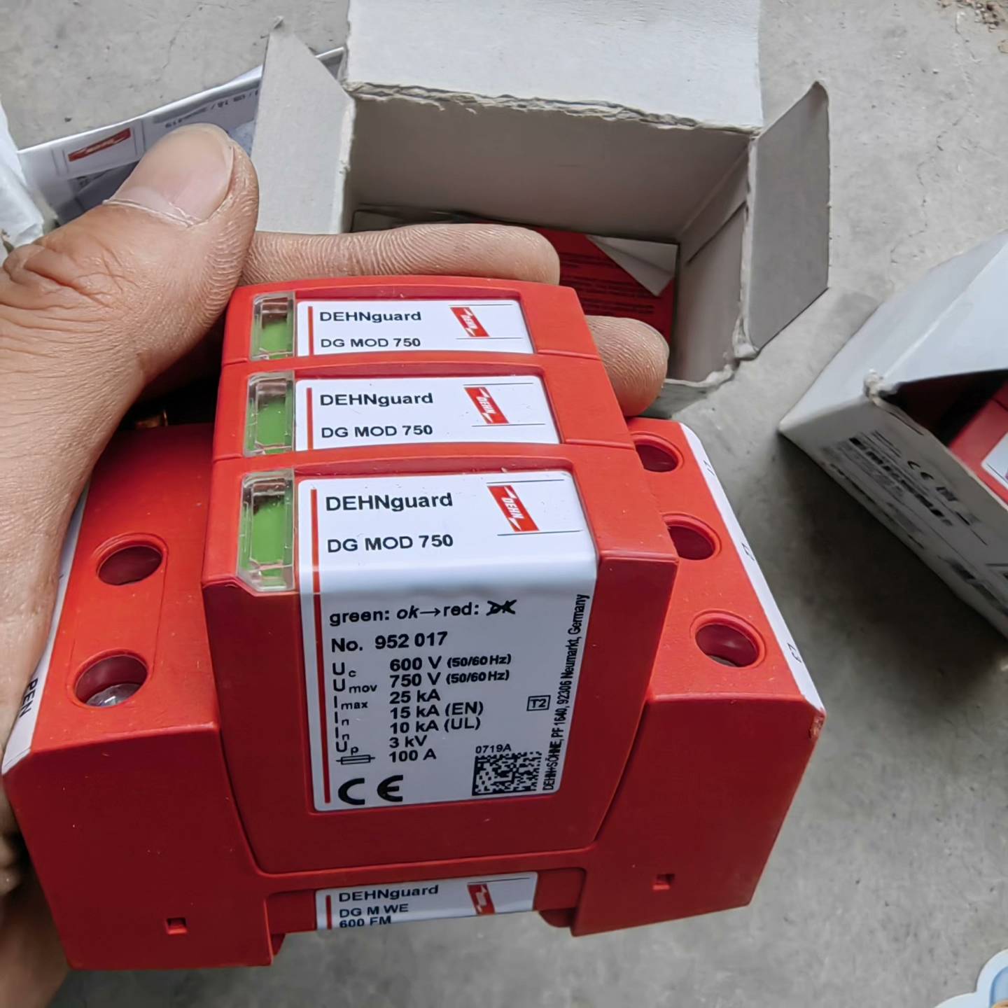 可维修DEHN952307 DG M WE 60，德国盾牌浪涌保护器图片