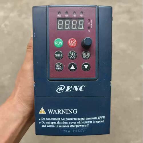 可维修EDS800-2S0007NXL 0.75KW，易能变频器