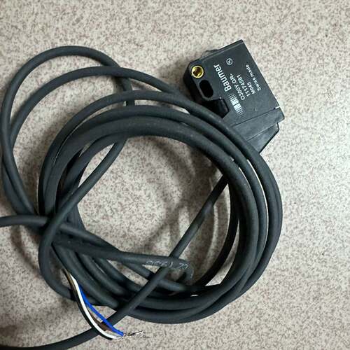 可维修O300Y GR-11174581，堡盟光电传感