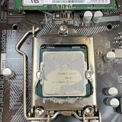 可维修i7-10700CPU，，。功能正常包好包邮