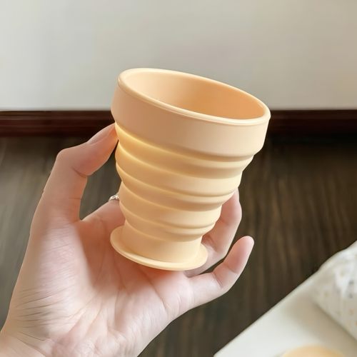 夏天出门带上这小折叠杯太方便了