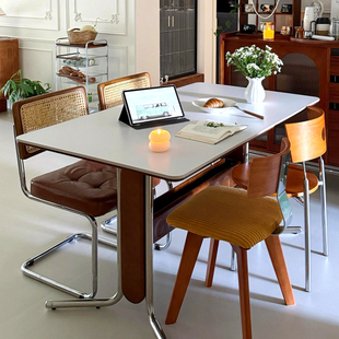 法式奶油风岩板餐桌椅组合家用长方形设计师中复古轻奢大板工作台