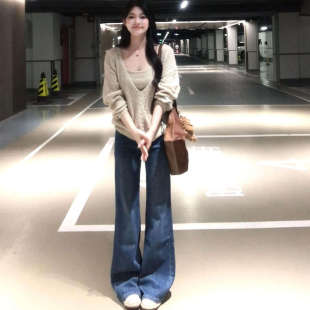 韩系早春季v领镂空上衣女高级感宽松绞花针织衫罩衫吊带两件套装