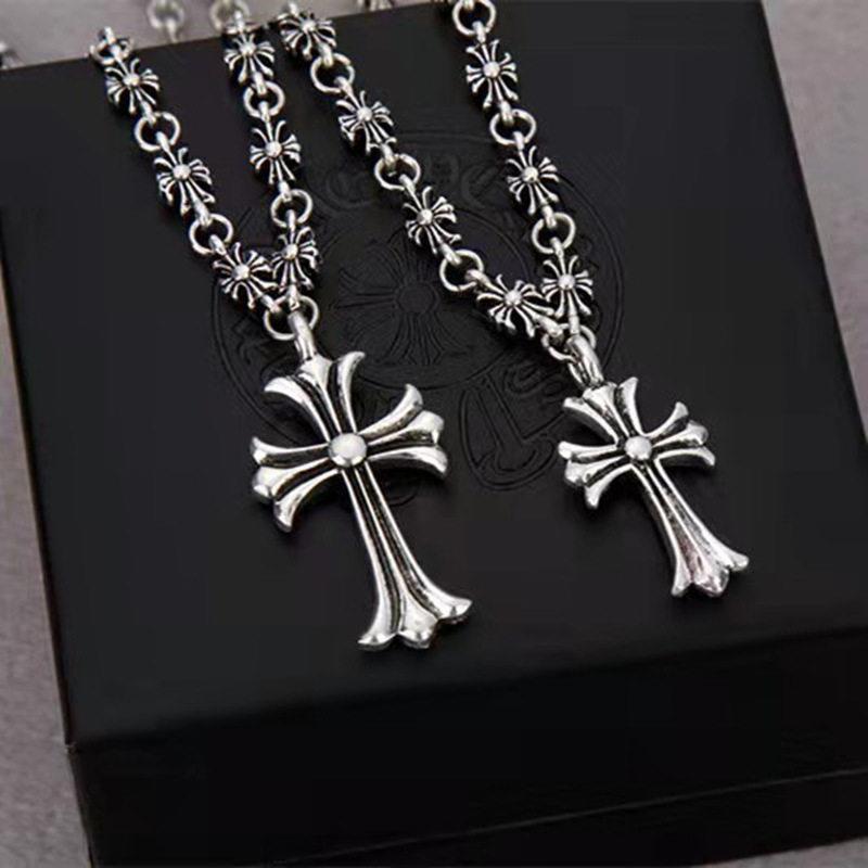 Cross necklace punk retro necklaces 十字架项链朋克复古项饰 - 实物图