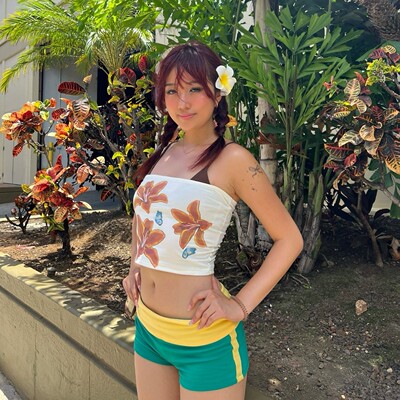 甜辣风植物树叶印花露背抹胸背心