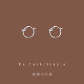 「加州女孩」简约小巧mini耳圈耳钉小众日常精致素圈冷淡风耳环