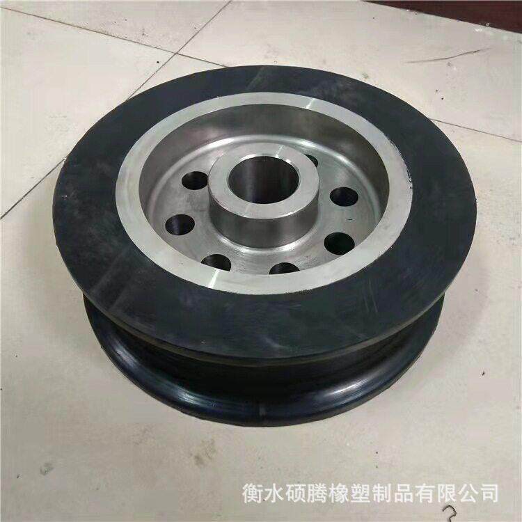 承重轮胎 工业重型机场港口货运托运橡胶轮拖车实心胶轮