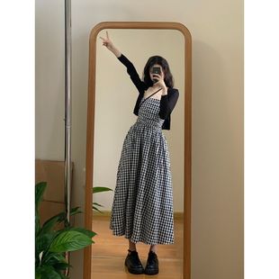 黑白格抹胸连衣裙女2026新款裹胸长裙+薄款长袖慵懒风针织衫套装