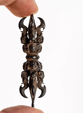 不止原创铜热着色金刚杵吊坠