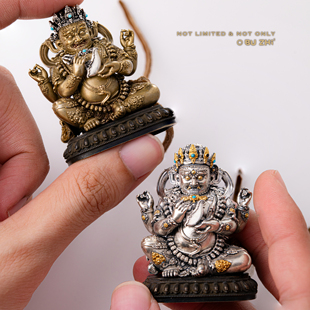 不止不只&丘山 联名大黑天摆件造像艺术品5cm随身佛 925银青铜
