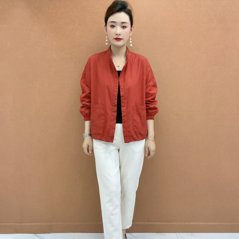 简约休闲纯色双袋短外套2026秋季新款洋气女士宽松高级感气质上衣
