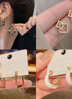 黑色小香耳环高版本新款2023爆款高级感洋气方圆脸耳饰圈圈耳钉女