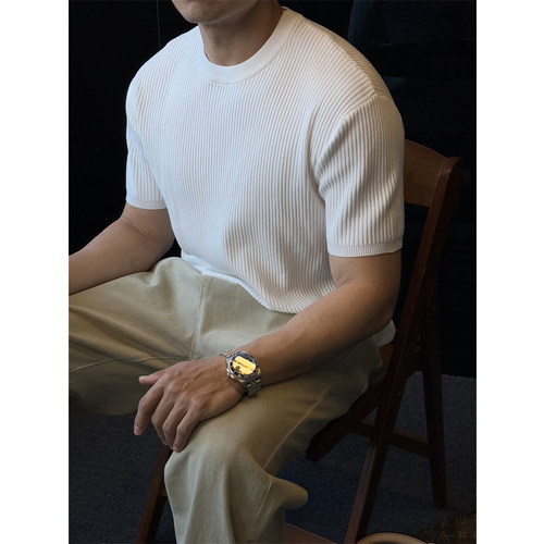 简约肌理条纹短袖针织宽松T恤男