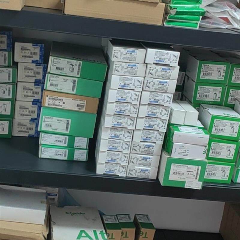 议价施耐德plc模块TWDDDI18DT/TWDNC01M/TM2AMI2HT/TM2AVO2HT全新