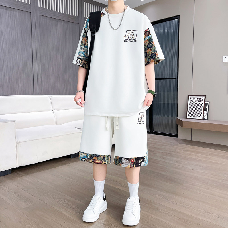 两件套男士宽松薄款短袖短裤搭配青少年学生夏季t恤休闲运动套装