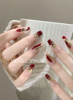 【玫瑰森林】ins酒红新年美甲红色系穿戴甲小众显白法式温柔贴片