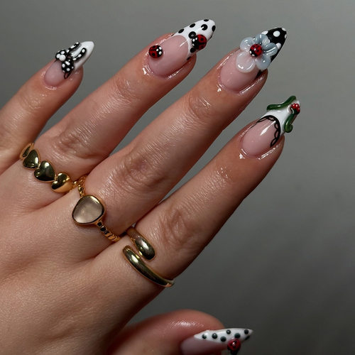 立体黑白波点瓢虫花朵欧美ins风可拆卸穿戴甲30片 press on nails