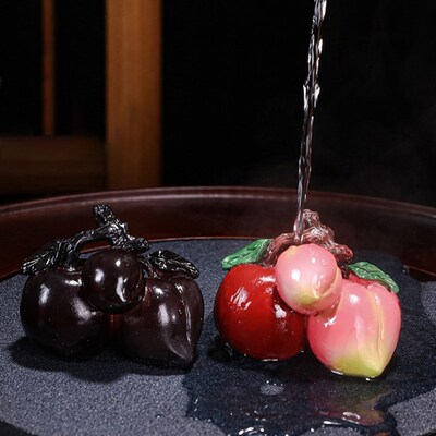 Resin Color-changing Lychee Changing Litchi Tea Pet Accessor