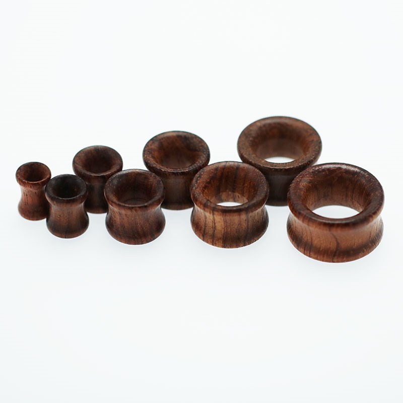 2PCS Fashion Ear Plugs Wood Flesh Tunnels Saddle Ear Gauges