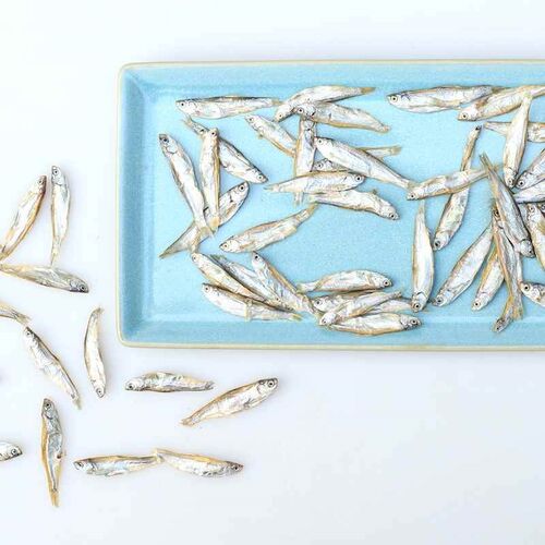 Fresh water fish dried without salt bulk 500g snack bir