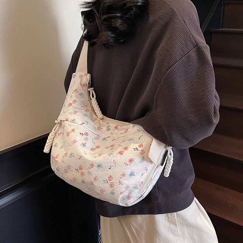 ins碎花帆布包女2026新款韩系休闲单肩包夏季百搭通勤斜节日礼品