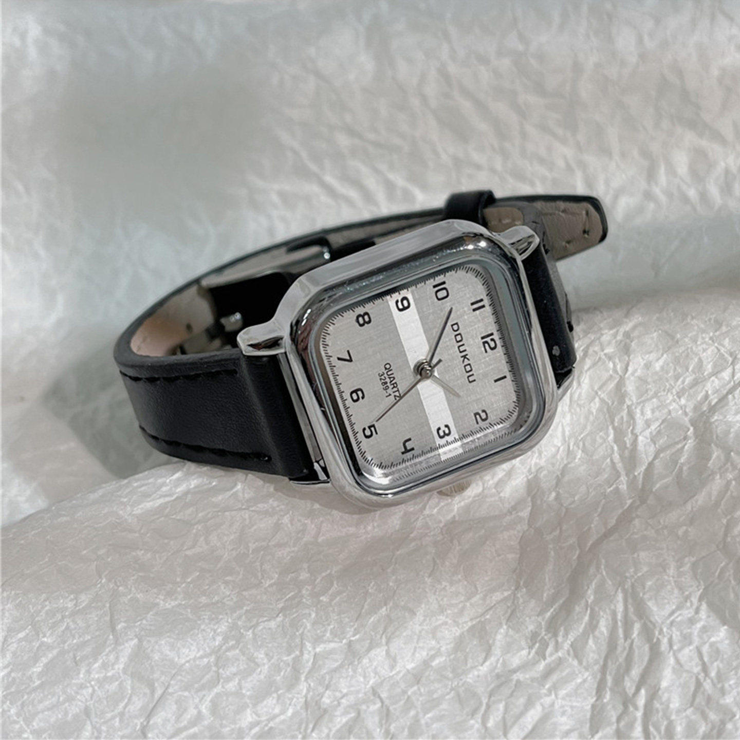 ins风简约小方糖手表女学生初高中2026年新款只看时间考节日礼品