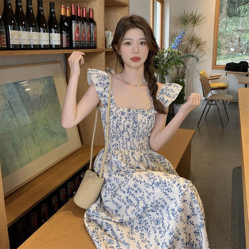 韩版气质初恋系纯色绑带显瘦泡泡袖连衣裙-第2张图片-提都小院